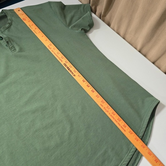 BYLT Mens Drop Cut Henley Shirt XL Green Short‎ Sleeve Pullover Stretch Gym - Picture 9 of 10